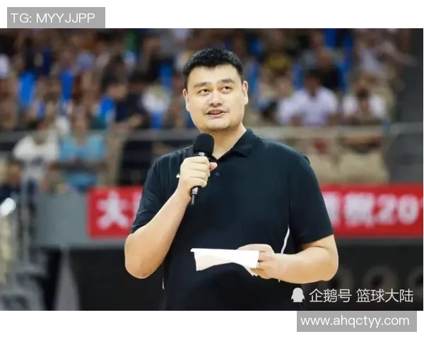 姚明戴假牙背后的故事与篮球生涯的无奈选择