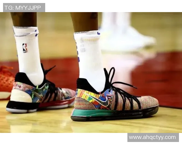 姚明通勤鞋的舒适与时尚完美结合让你每天都充满自信与活力