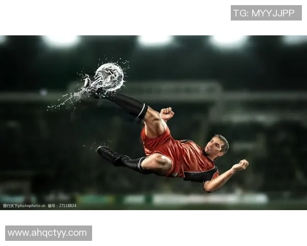 足球明星亲自上阵理发挑战展现个人风格与创意瞬间