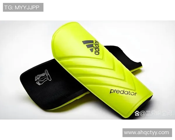 足球明星专属护腿板设计揭秘个性化与性能的完美结合 足球明星专属护腿板设计揭秘个性化与性能的完美结合