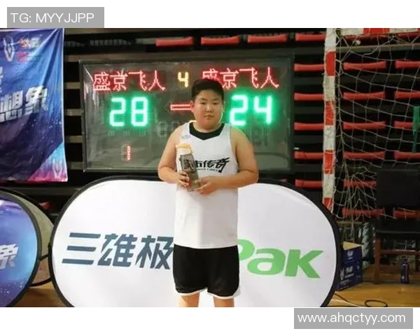 凌云篮球明星的崛起与荣耀之路揭秘篮球界新星的奋斗与梦想
